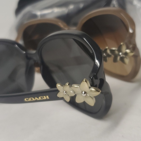 NEW Coach L1033 Integration Flower Sunglasses BLACK/ DARK GERY (4538) - Picture 7 of 12